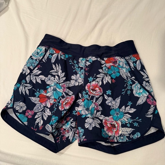 Lands' End Pants - Good condition fun shaped bottle.  See all my items!